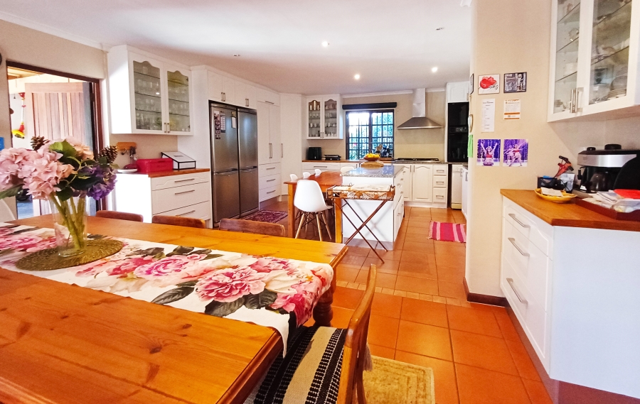 3 Bedroom Property for Sale in Kleinmond Western Cape